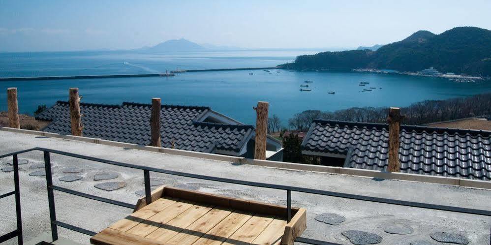 Aria Pension Hotel Namhae Exterior foto